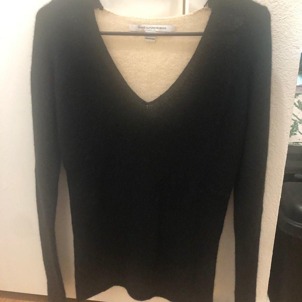 Diane Von Furstenberg Black & White Cashmere